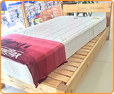 メイドイン岡崎天然無垢材100%オリジナルベッド